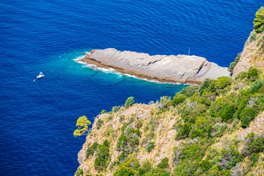 punta-chiappa-camogli